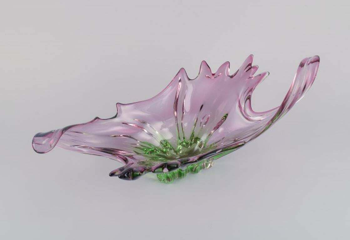 Murano, Italy, Colossal Waved Bowl In Green And Purple Art Glass. 1970s. photo Home Decor