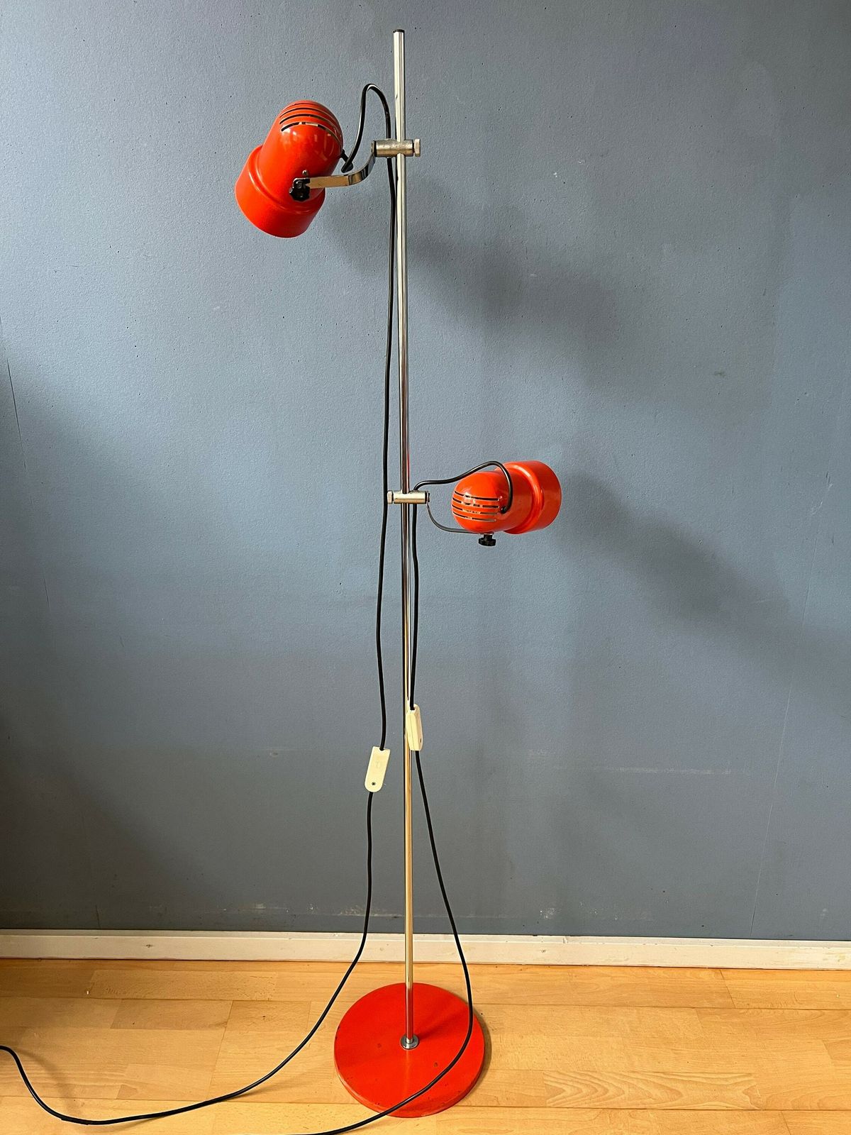 Rode Mid Century Space Age Vloerlamp photo 459.0