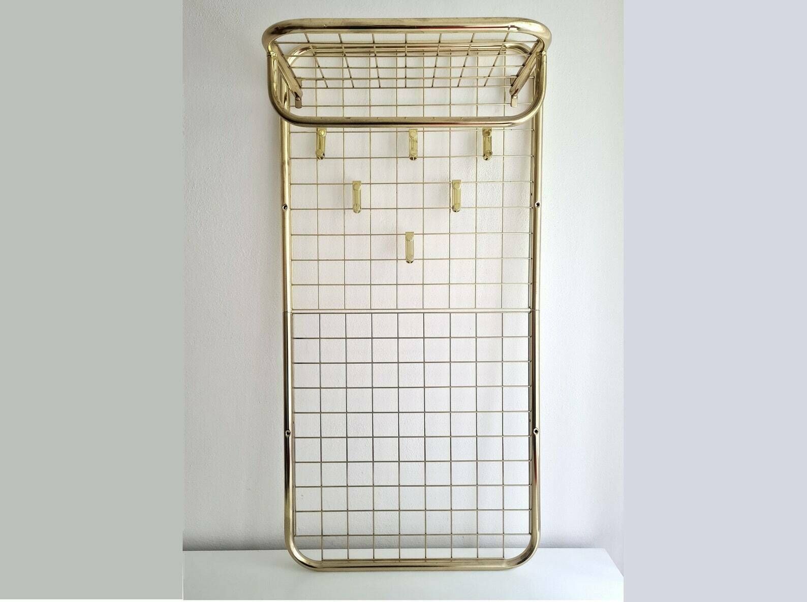 Vintage Mid Century Modern Messing Wandkapstok Met Hoedenplank, Kledingroede En 6 Haken, Jaren 1980