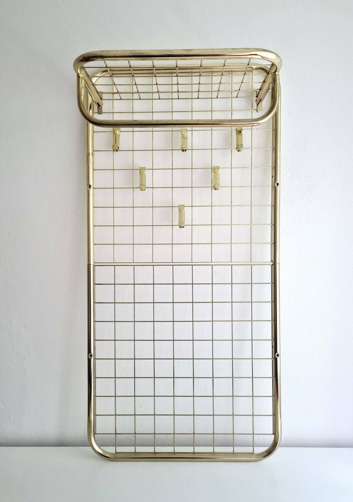 Vintage Mid Century Modern Messing Wandkapstok Met Hoedenplank, Kledingroede En 6 Haken, Jaren 1980 photo 486.0