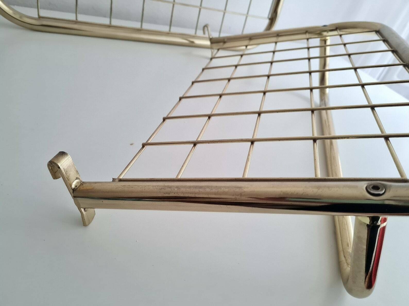 Vintage Mid Century Modern Messing Wandkapstok Met Hoedenplank, Kledingroede En 6 Haken, Jaren 1980 photo vintage