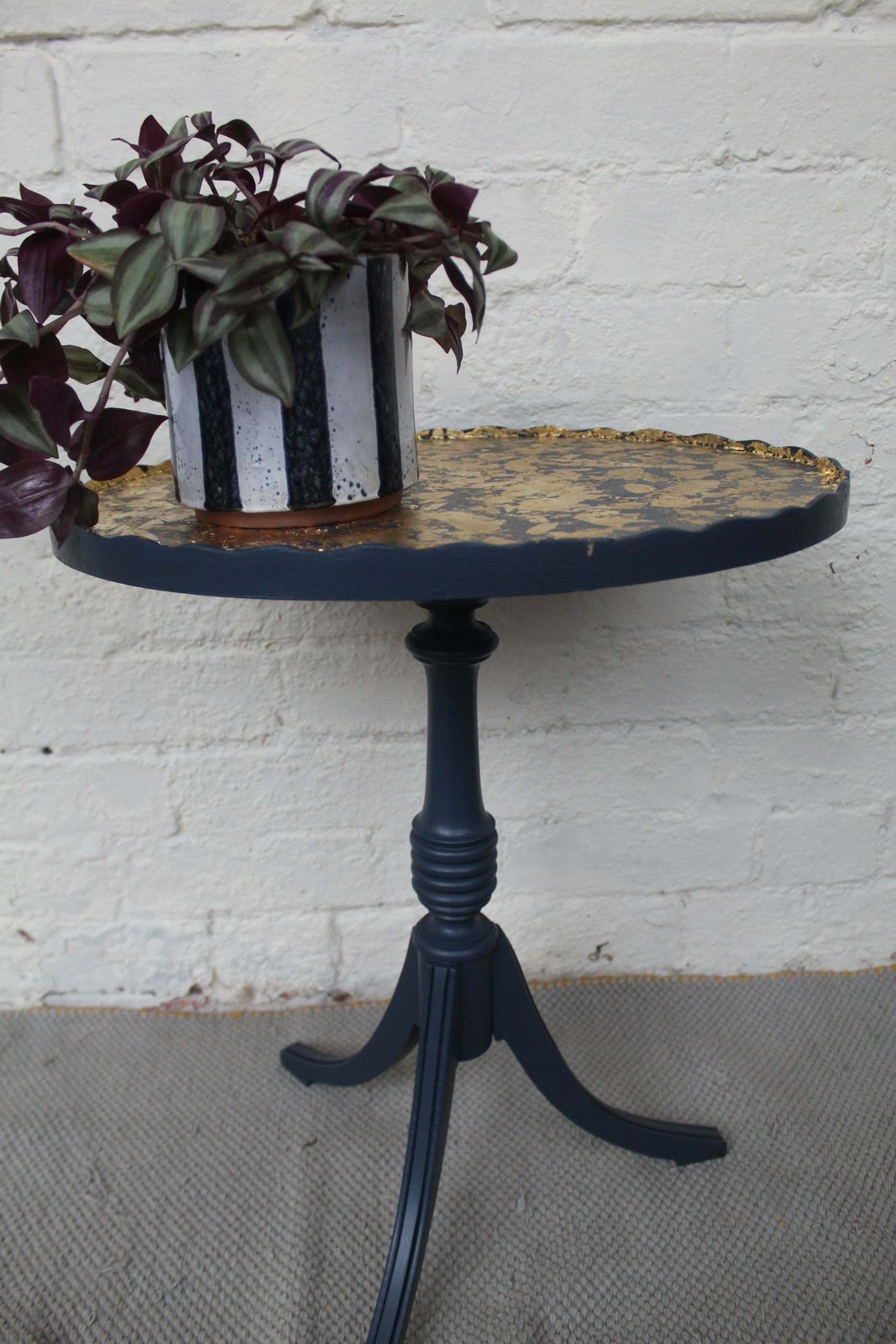 Delano Navy Blue And Gold Pie Crust Plant Stand
