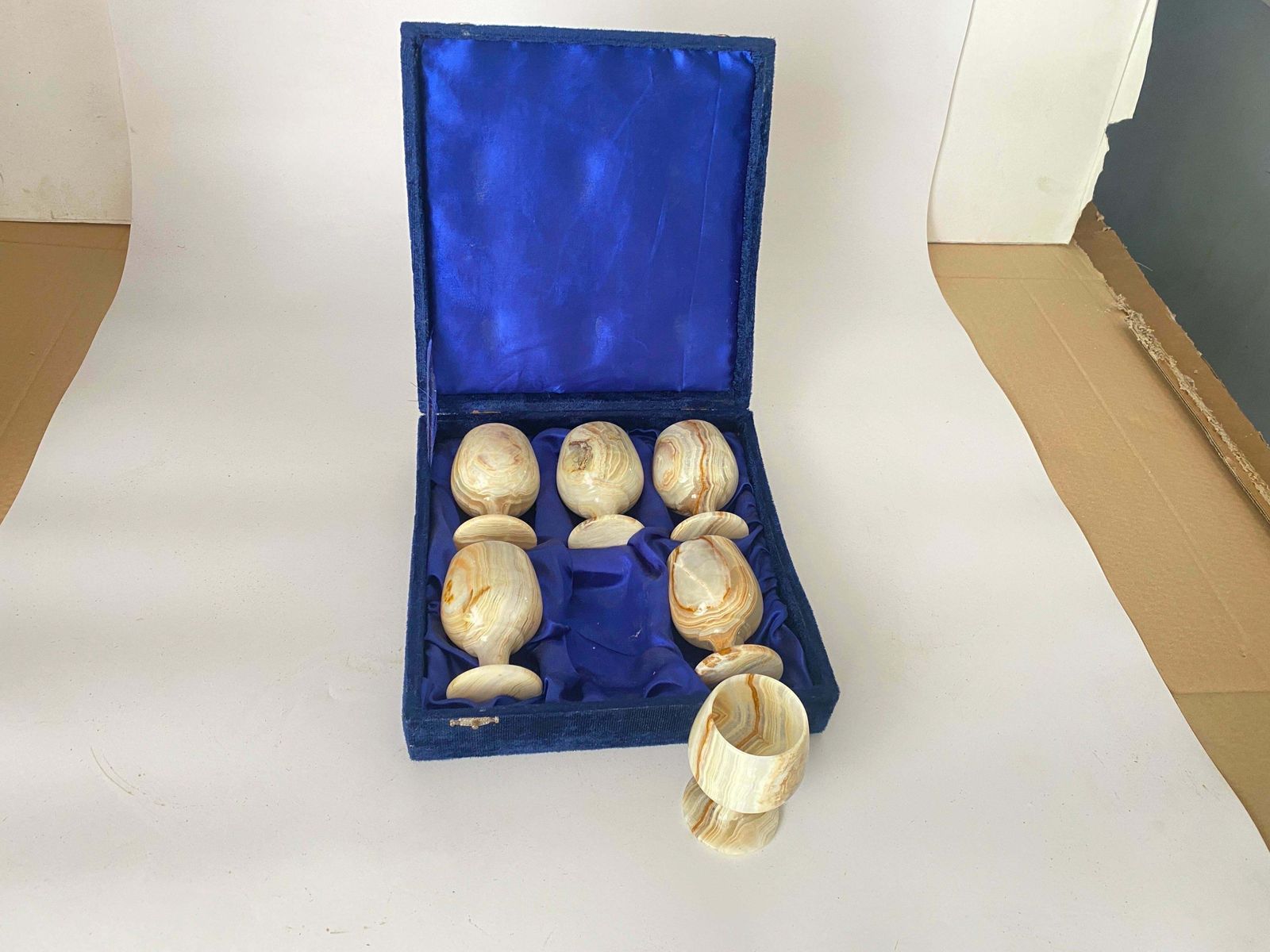580.0 Glasses In Onyx In Beige Color In Their Original Box France 1940 Set Of 6 photo