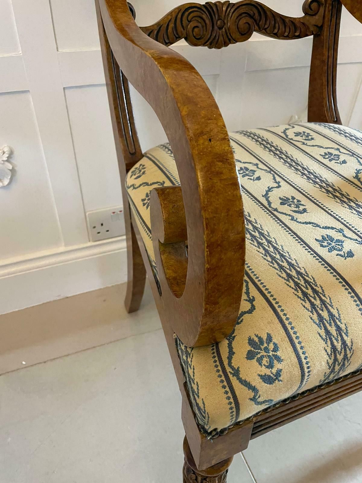 Unusual Set Of 8 Quality Antique Decorated Faux Birds Eye Maple Dining Chairs photo 3850.0