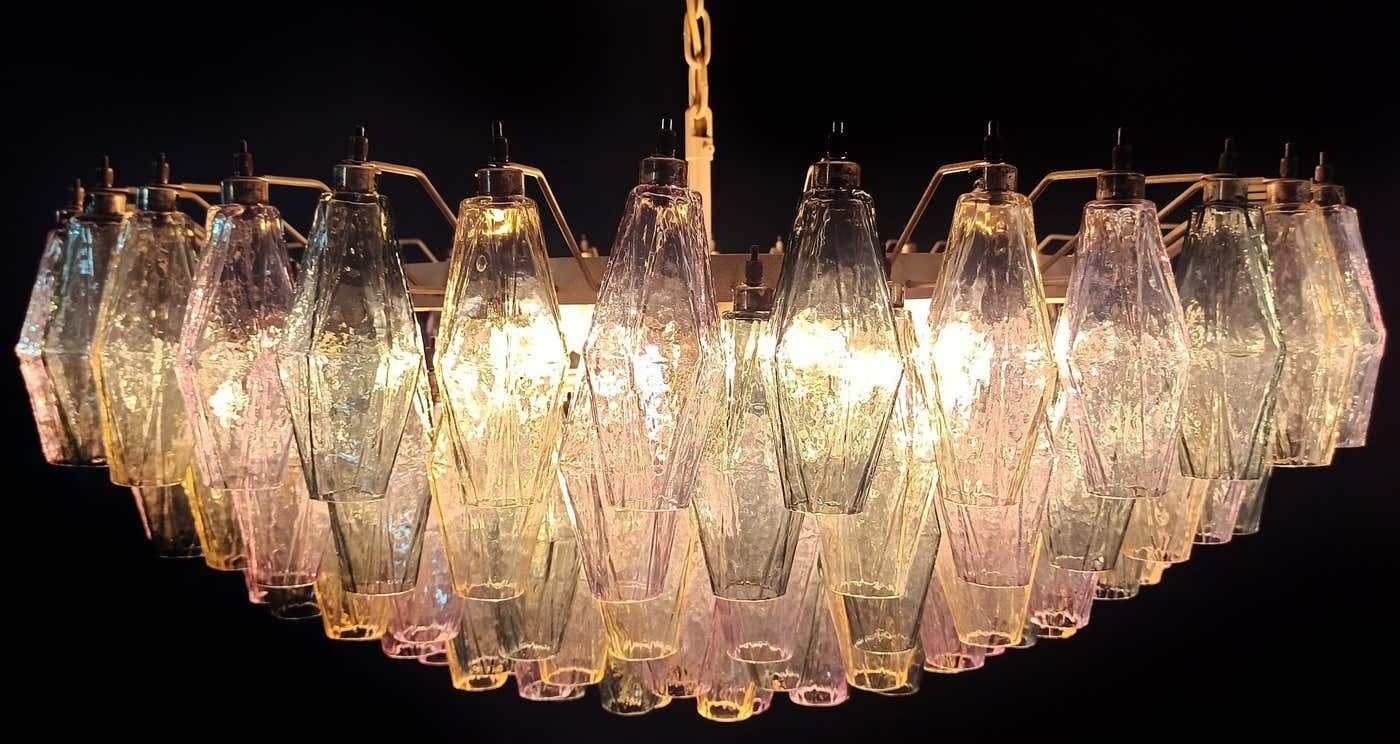 photo buy Big And Amazing Murano Glass Chandeliers   185 Multicoloured Glasses