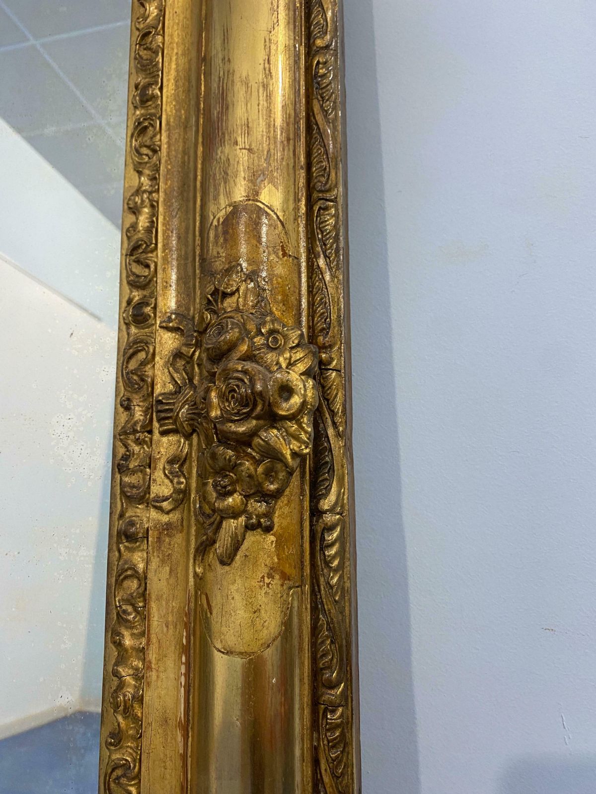 1579.0 Antique French Mirror Gilded With Gold Leaf From The Napoleon III Era, 1870 photo