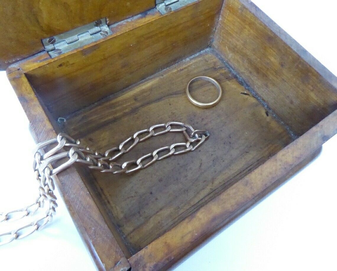 photo furniture Curiste Souvenir Box   Faith And Pain Healing