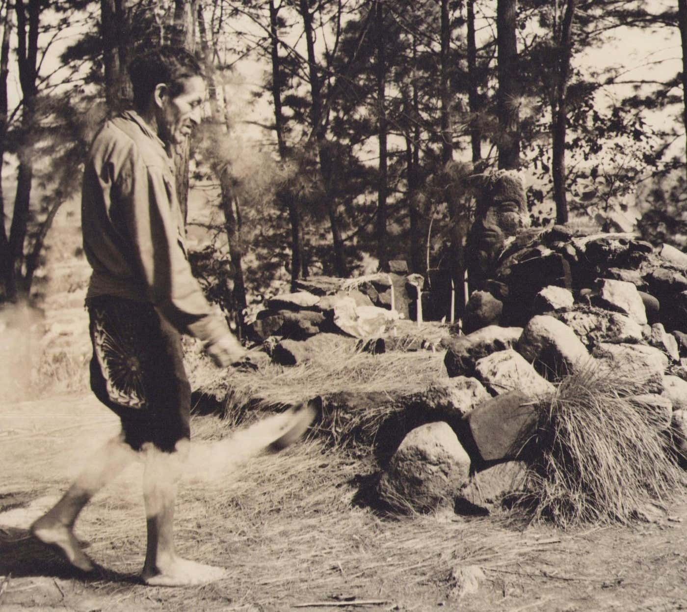 Hanna Seidel Guatemala, Woods, Man, Black And White Photography, Ca. 1960s photo furniture