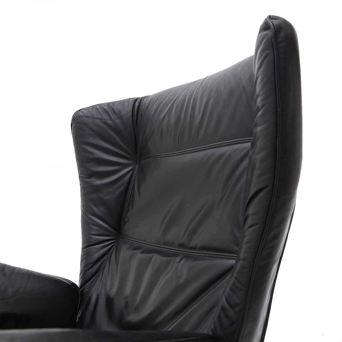 photo vinterior Pair Of Reclining Black Leather Armchairs, 1970s