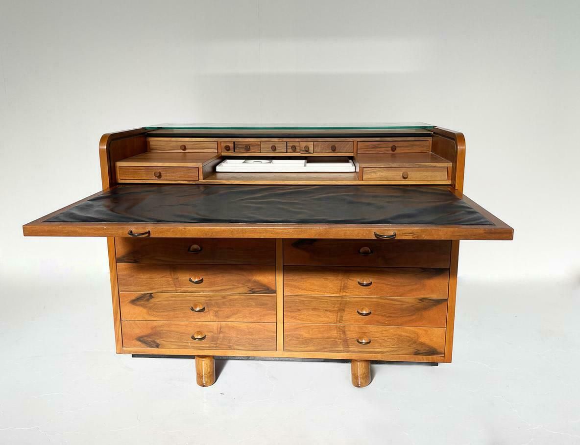 Mid Century Modern Desk Table By Gianfranco Frattini For Bernini, Italy, 1960s photo 8721.0