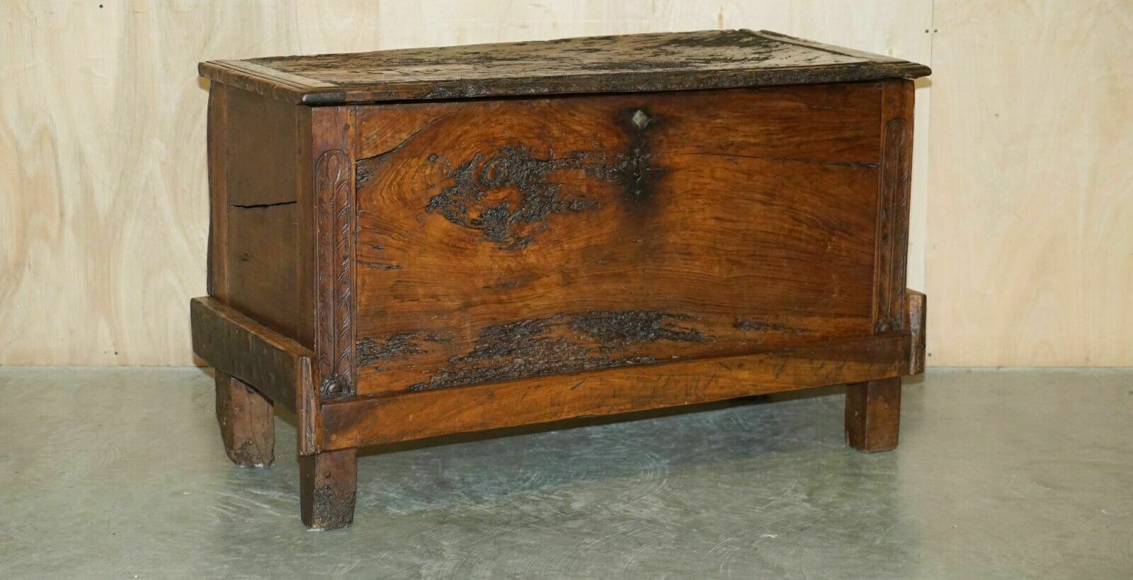Antique 18th Century Six Plank Heavily Burred Chestnut Wood Trunk Chest photo furniture