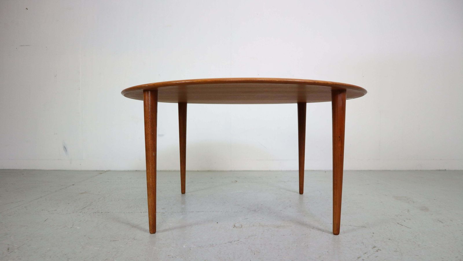 Peter Hvidt& Orla Mølgaard Nielsen Teak Round Coffee Table For France& Son, 1950 photo vinterior