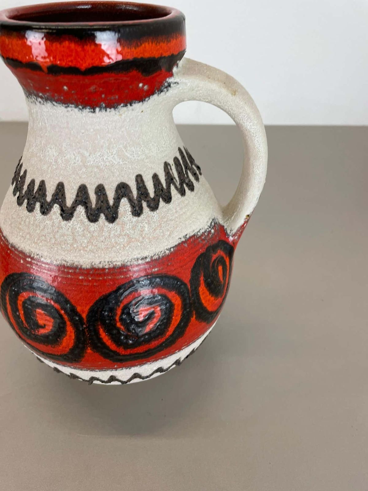Red White Ceramic Brutalist Vase Fat Lava Carstens Tönnieshof, Germany, 1970s photo vintage