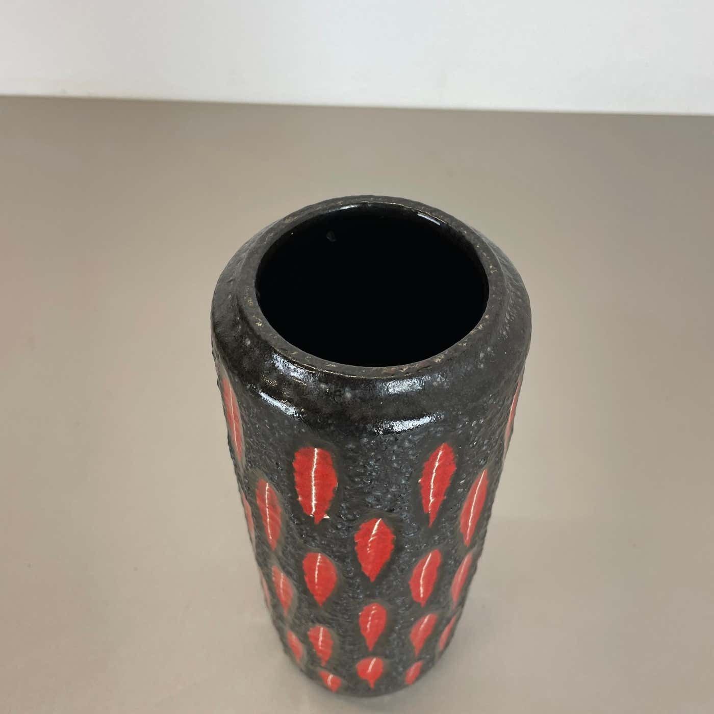 Extraordinary "Strawberry" Tube Pottery Fat Lava Vase Scheurich, Germany, 1970s photo 433.0