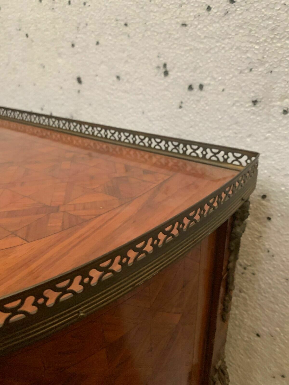 Louis XV Style Half Moon Chest Of Drawers In Marquetry With A Background Of Cubes, 20th Century photo Furniture