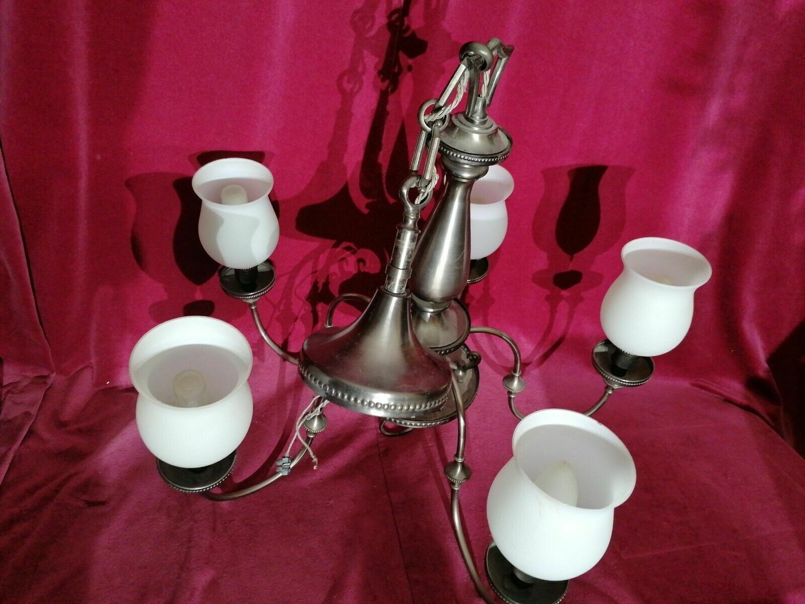photo furniture Antique French Brass Flemish Chandelier 6 Lights 80x55 Cm