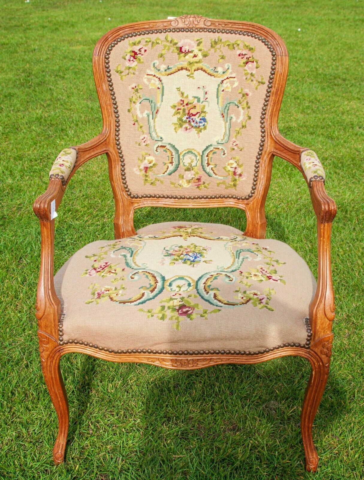 French Louis XV Carved Oak Floral Pattern Armchair! Som992 photo furniture