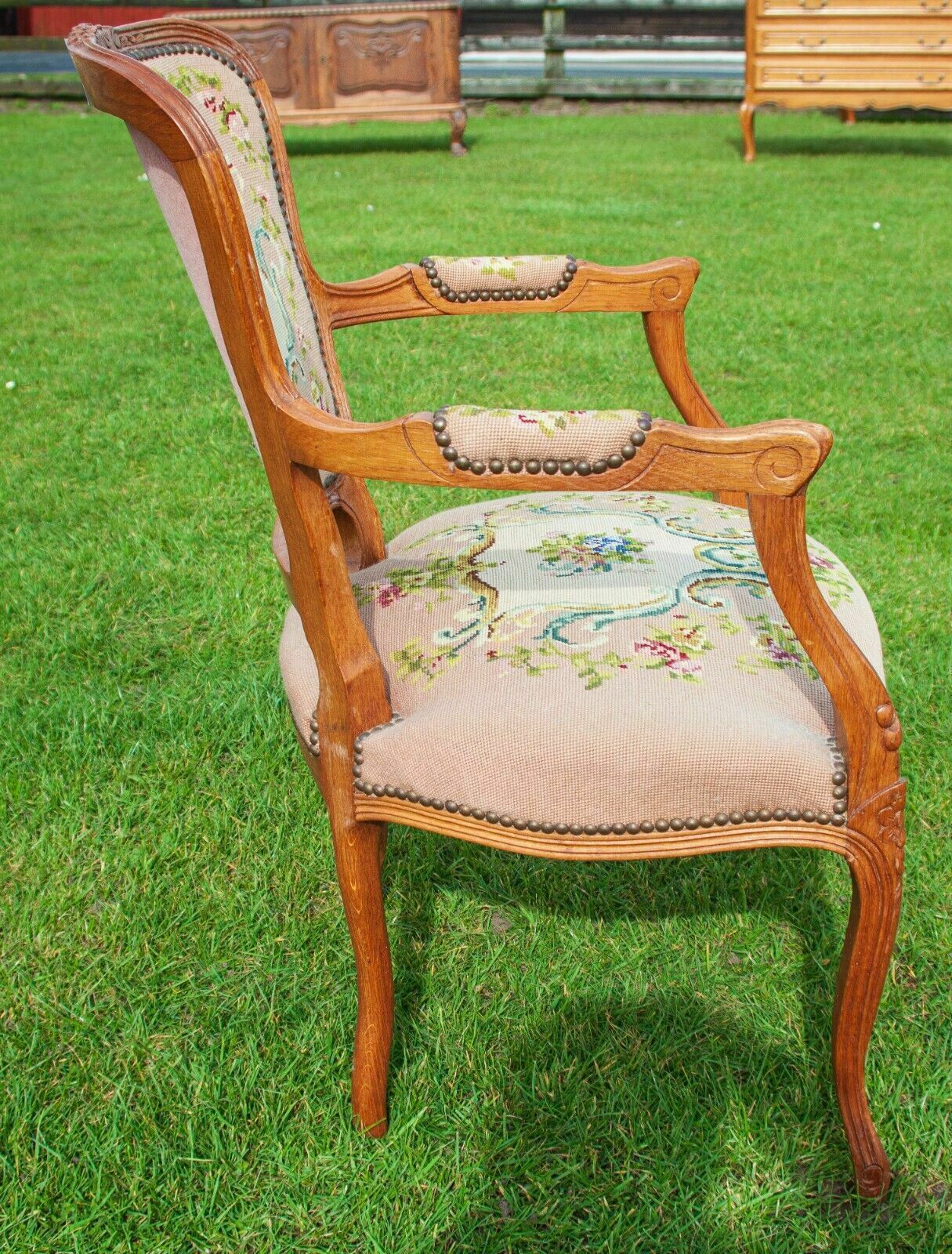 French Louis XV Carved Oak Floral Pattern Armchair! Som992 photo 295.0