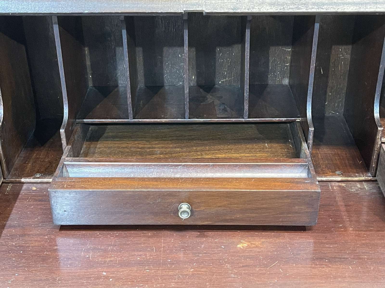Donkey Desk In English In Mahogany From The 1930s photo for sale