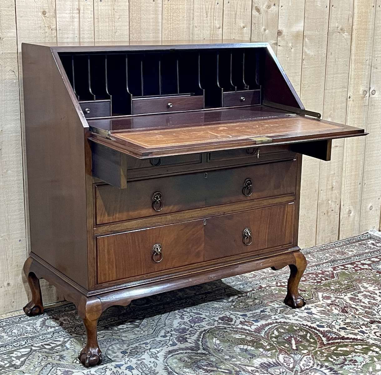 photo vintage Donkey Desk In English In Mahogany From The 1930s