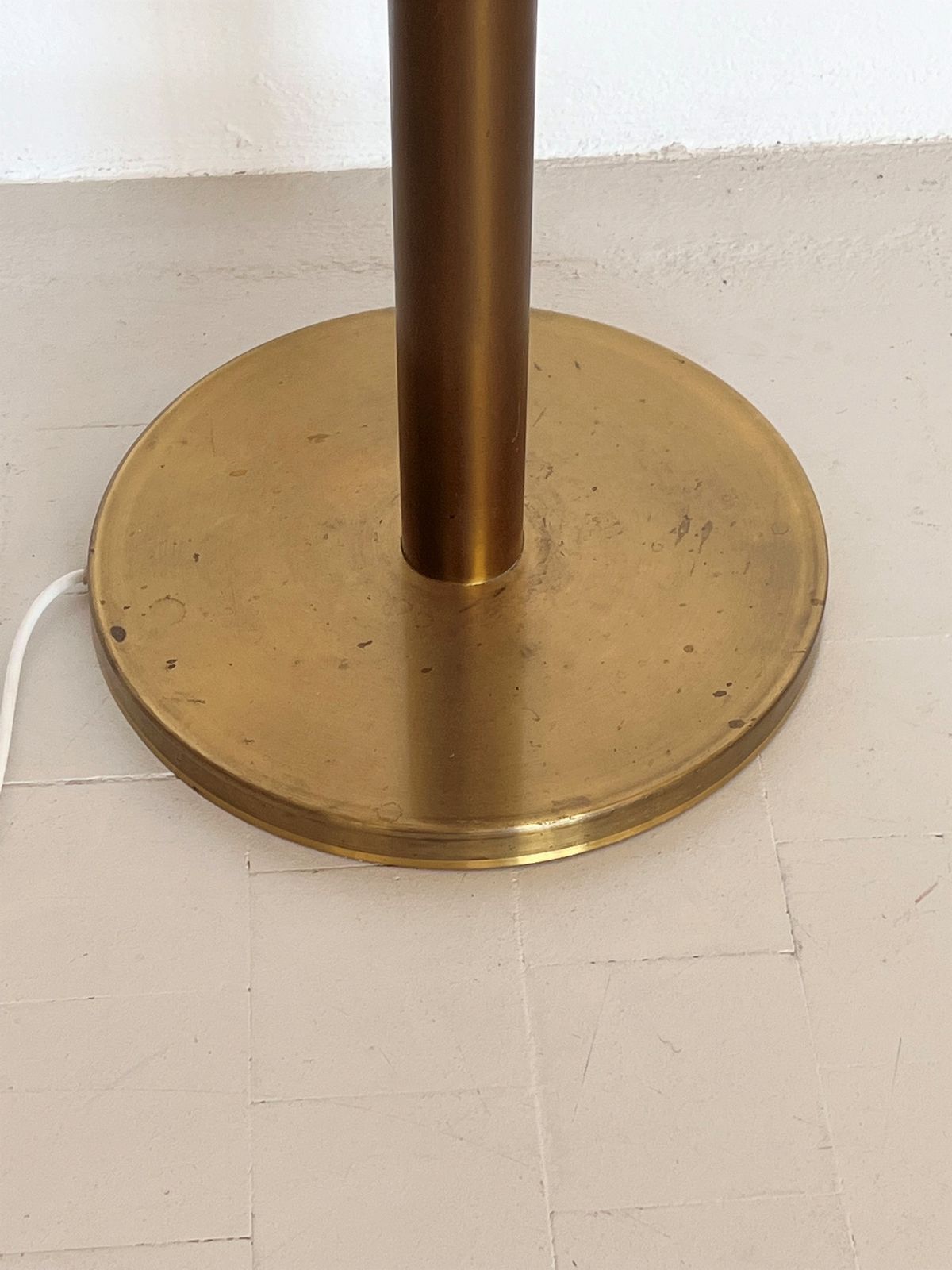 photo vinterior Italian Murano Glass Globe And Brass Floor Lamp, 1970s