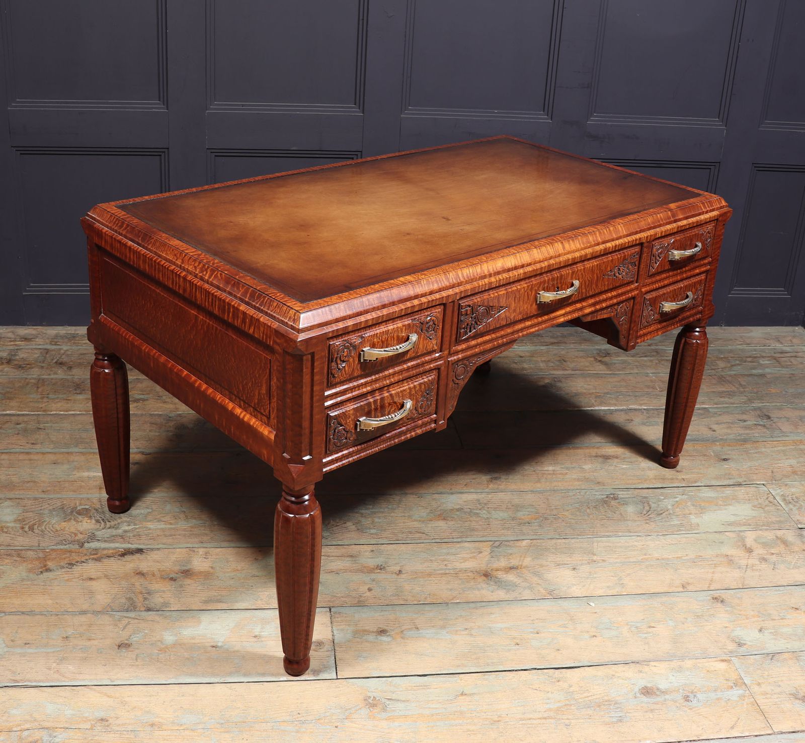 French Art Deco Desk In Pommelle Sapelle photo vinterior