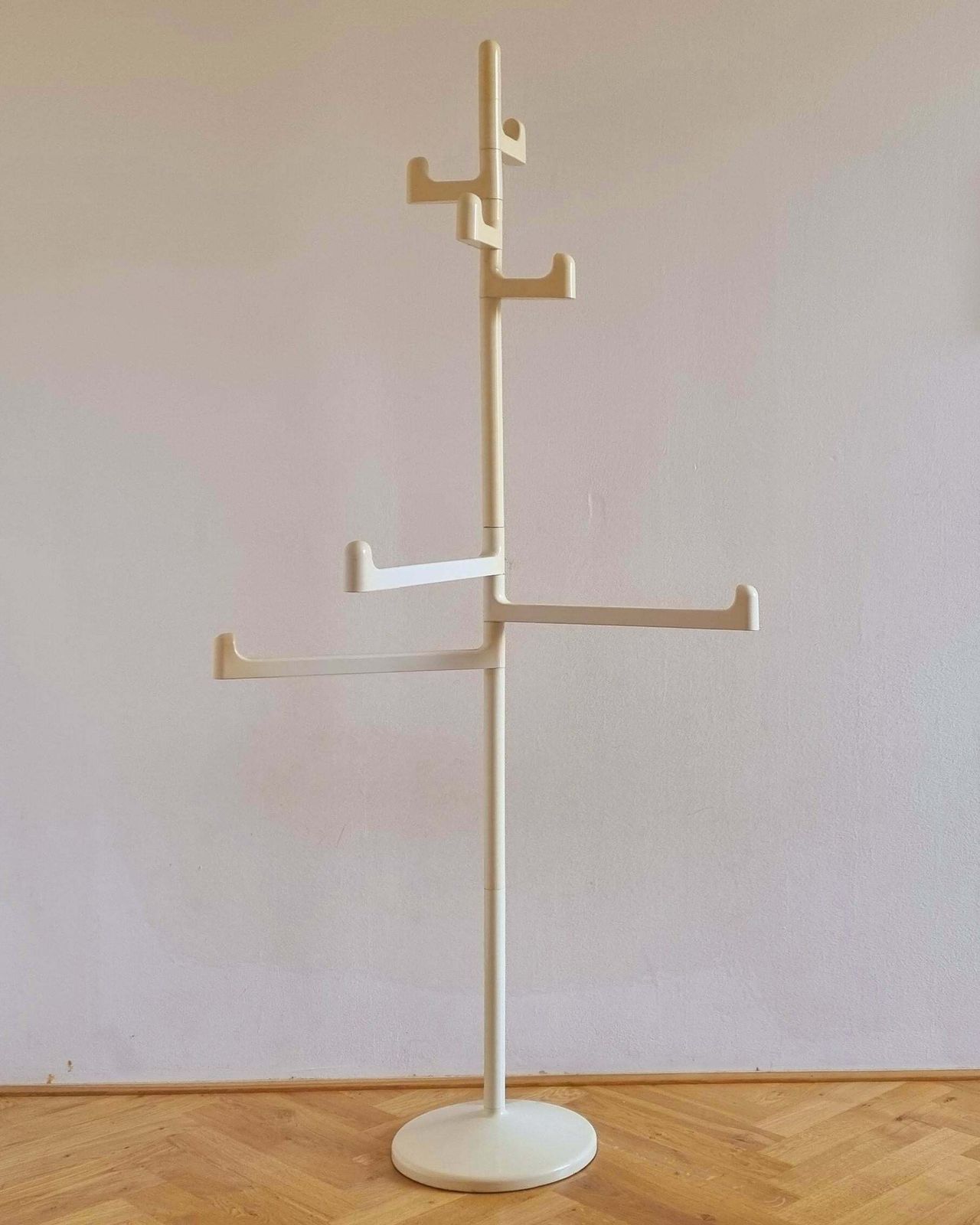 Midcentury Floor Coat Rack Gedy, Makio Hasuike, Italy, 1970s photo Furniture