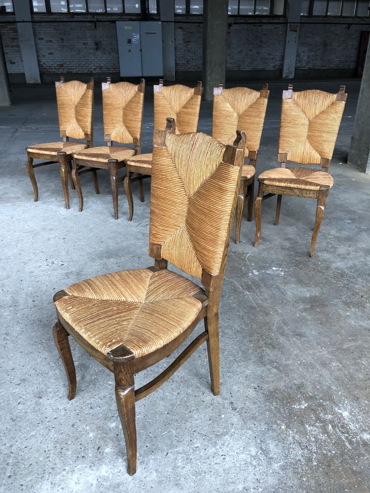photo vintage Dining Chairs With Rush Made Of Oak Wood, France 1950s, Set Of 6