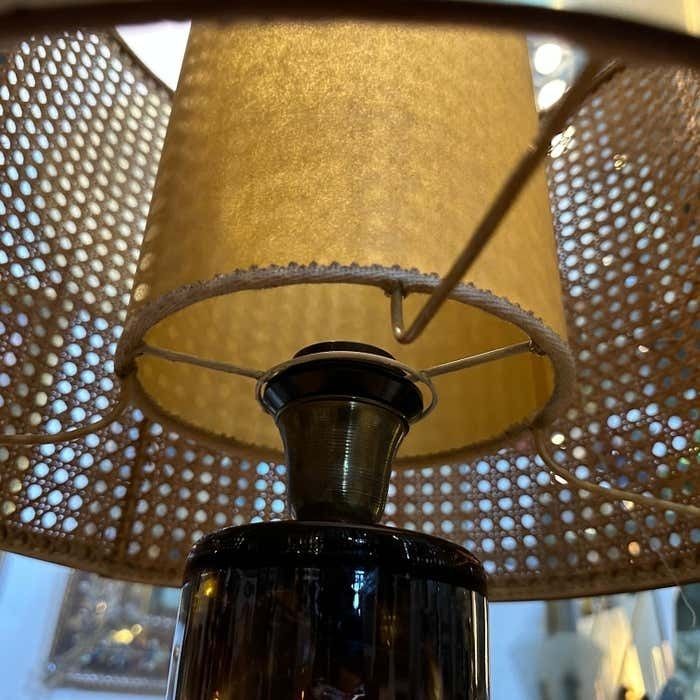 982.0 1980s Mid Century Modern Glass Italian Table Lamp With Vienna Straw Lampshade photo