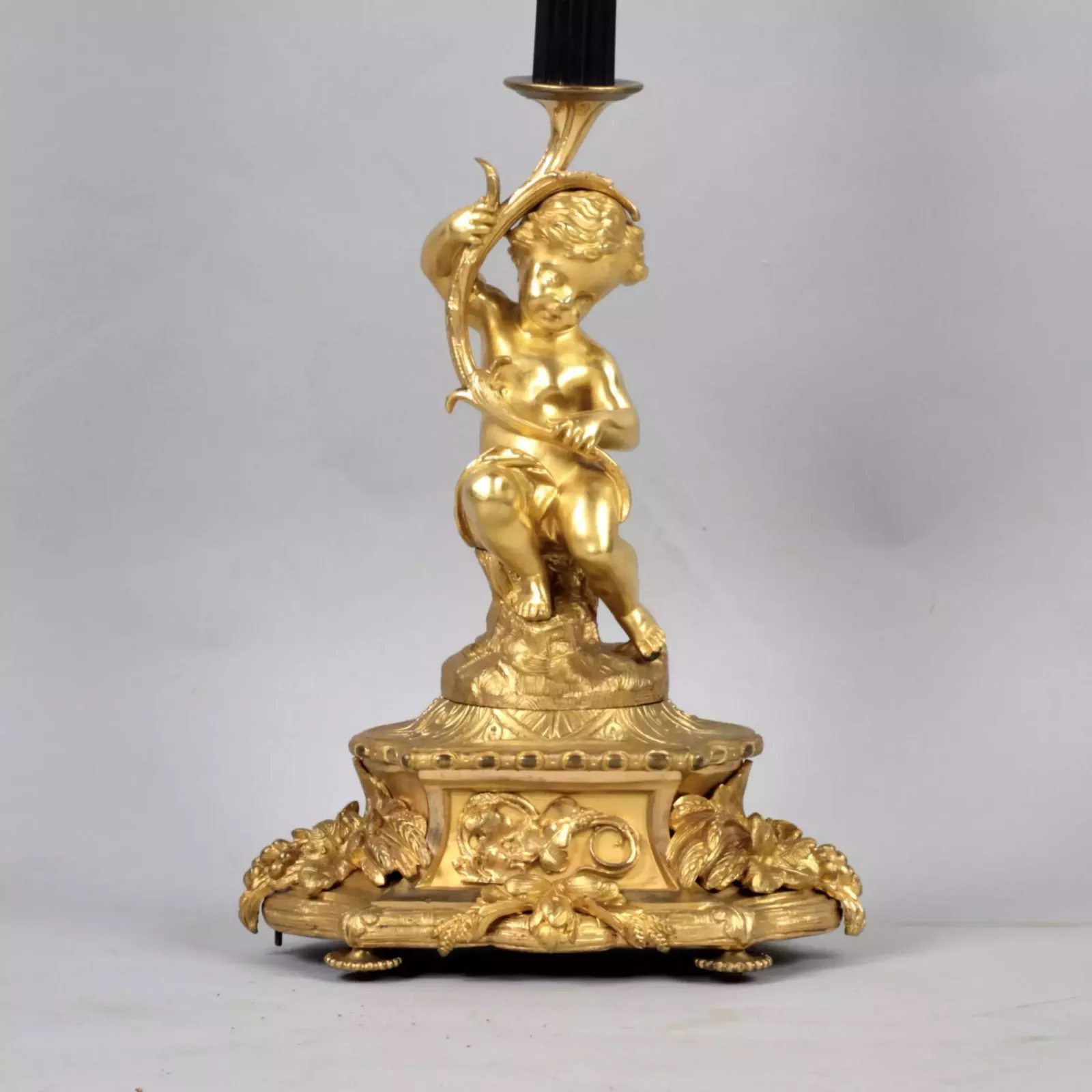 Bronze Floor Lamp With The Figure Of Putti. France. 19th Century. photo vinterior