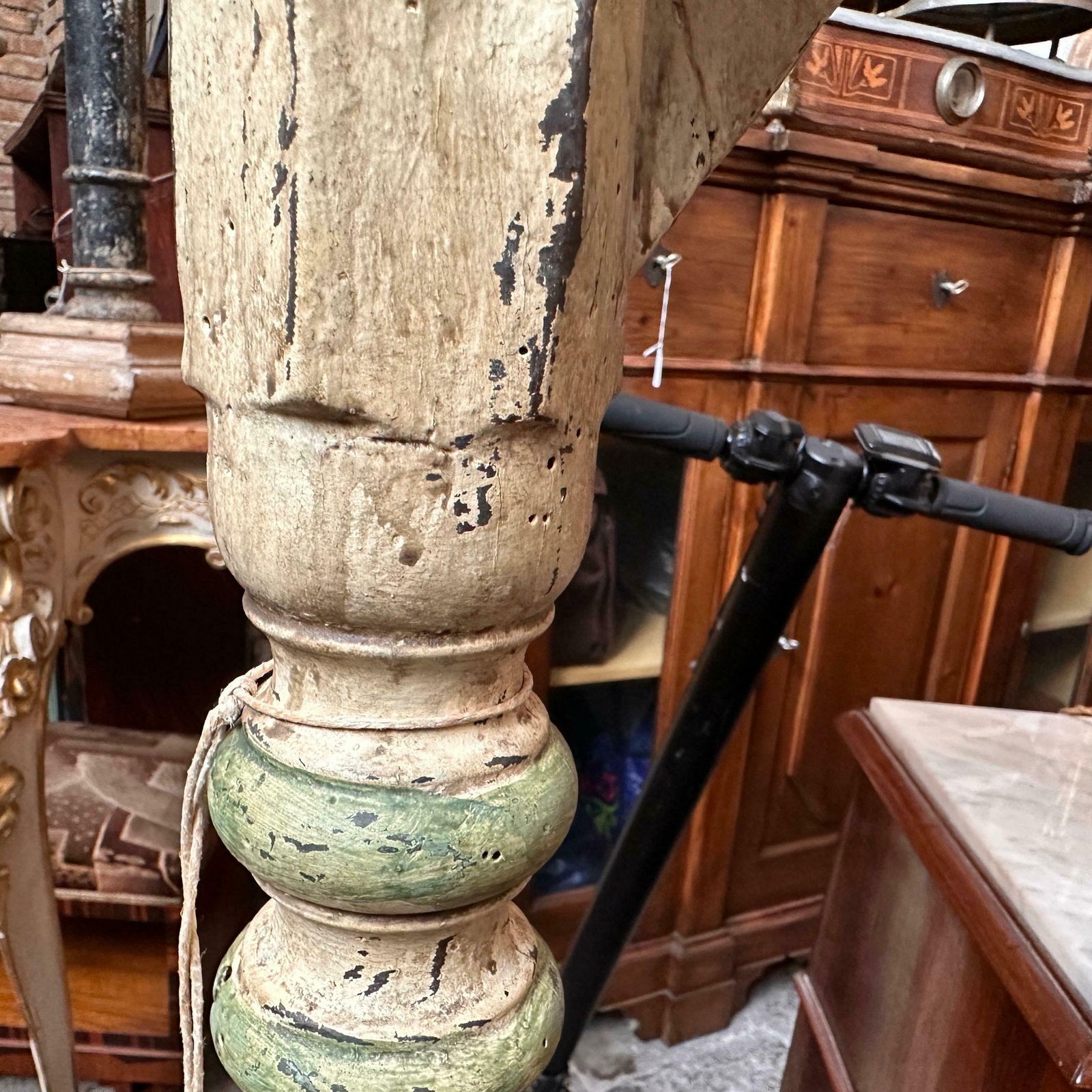 Late 19th Century White And Green Lacquered Wood Sicilian Lectern For Old Books photo for sale