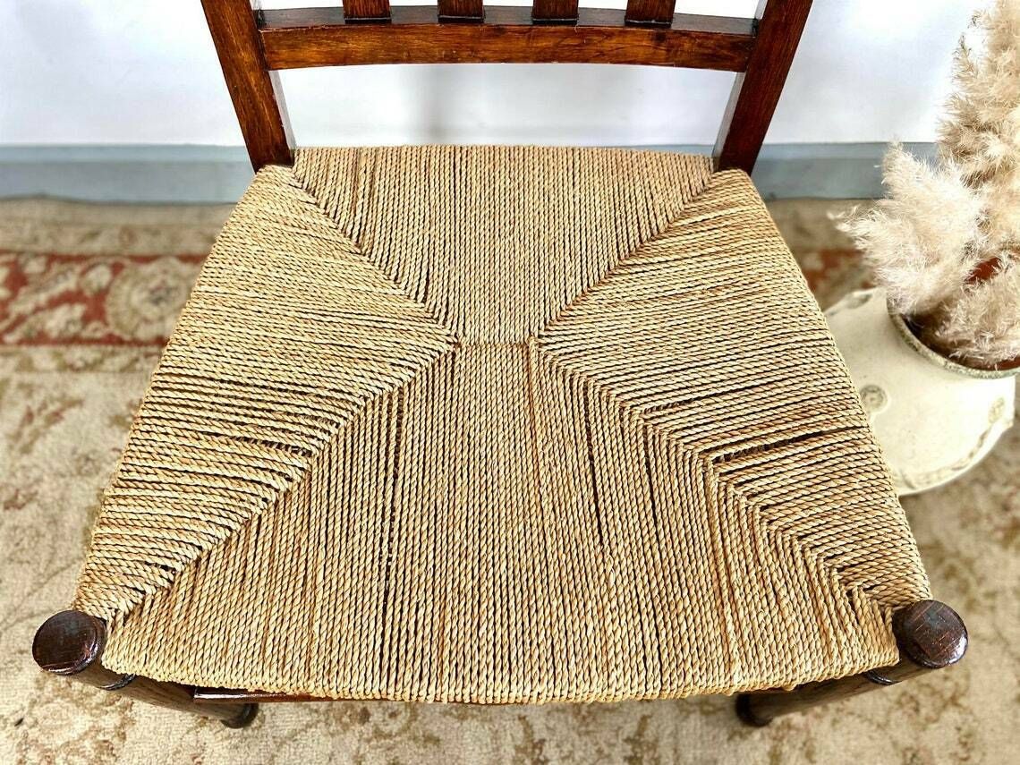 Antique Victorian Childs Chair / Made In England / 19th Century photo 190.0