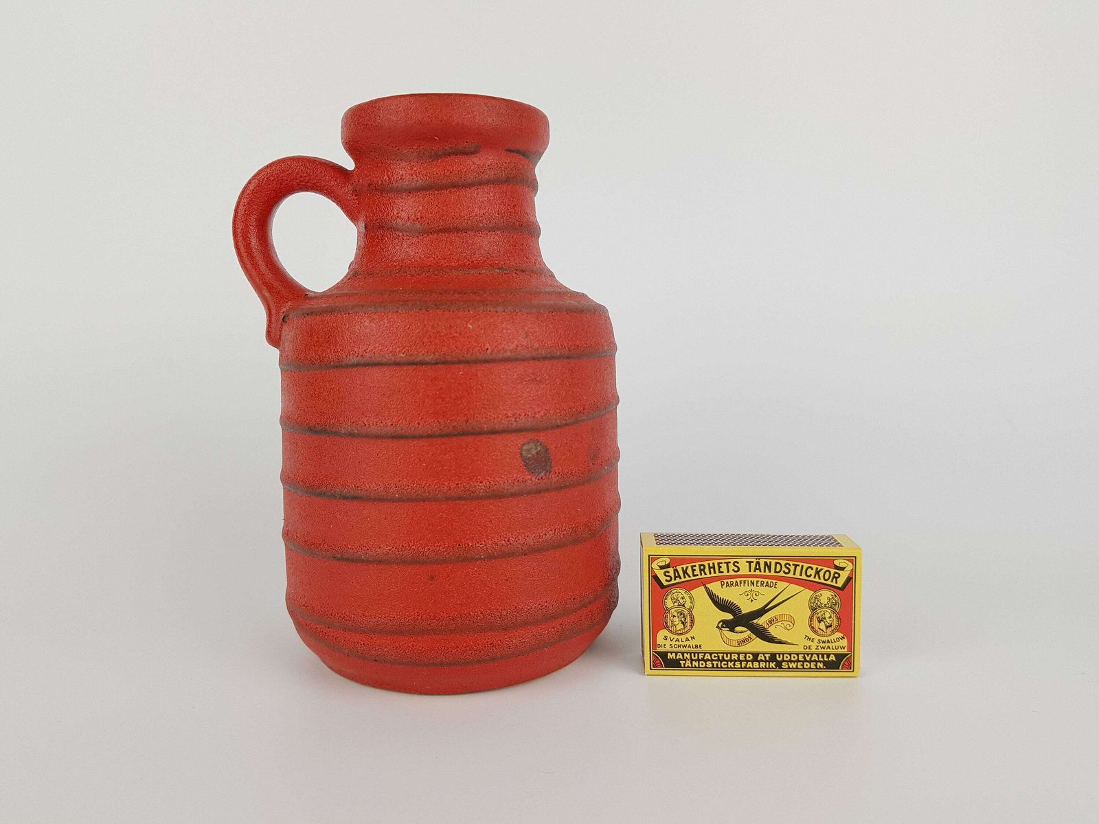 Scheurich Keramik Red Vase 414 16 West German Pottery 1970s Nurnberger Bund photo furniture