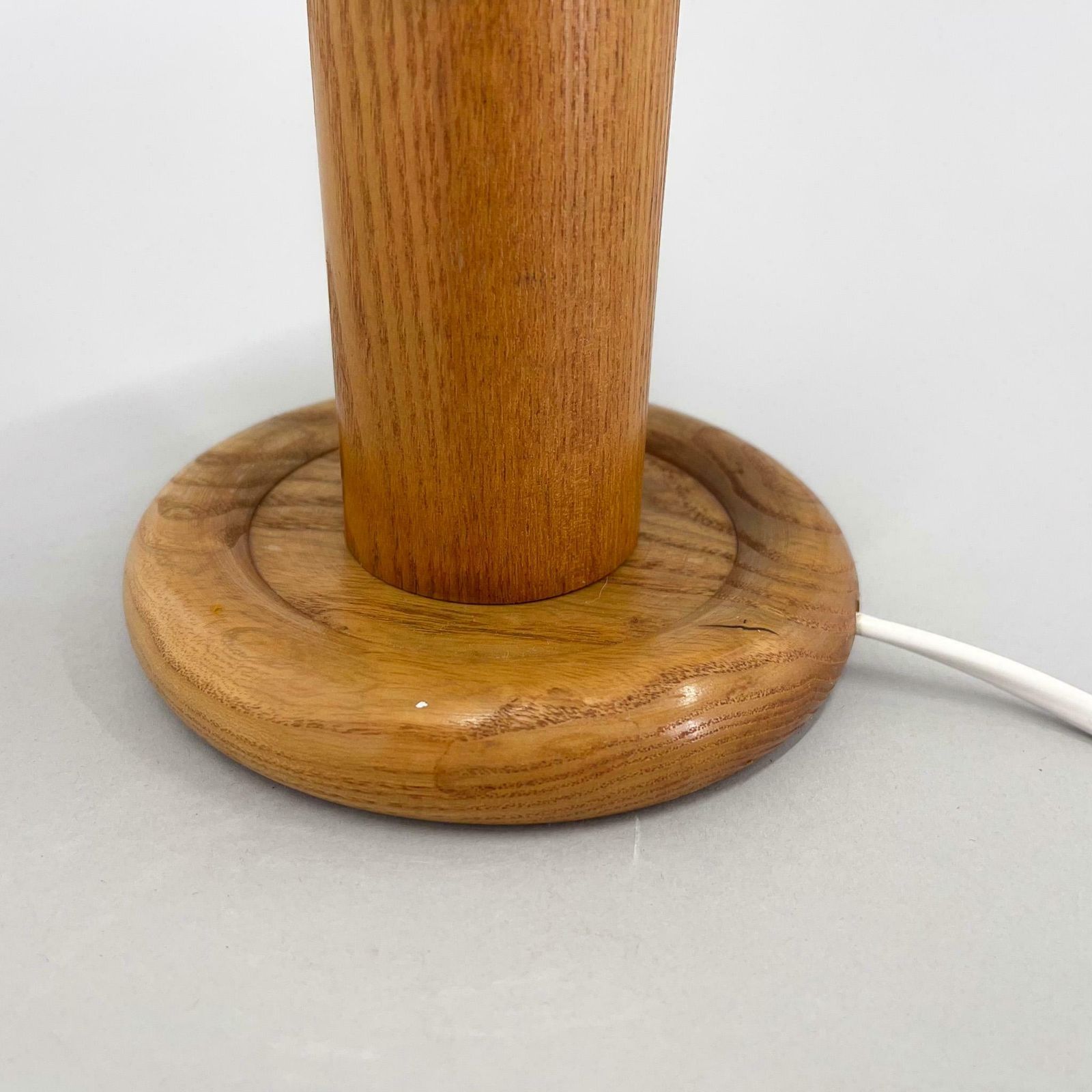 Mid Century Wood & Glass Table Lamp, 1970s Us$244.94 photo vinterior