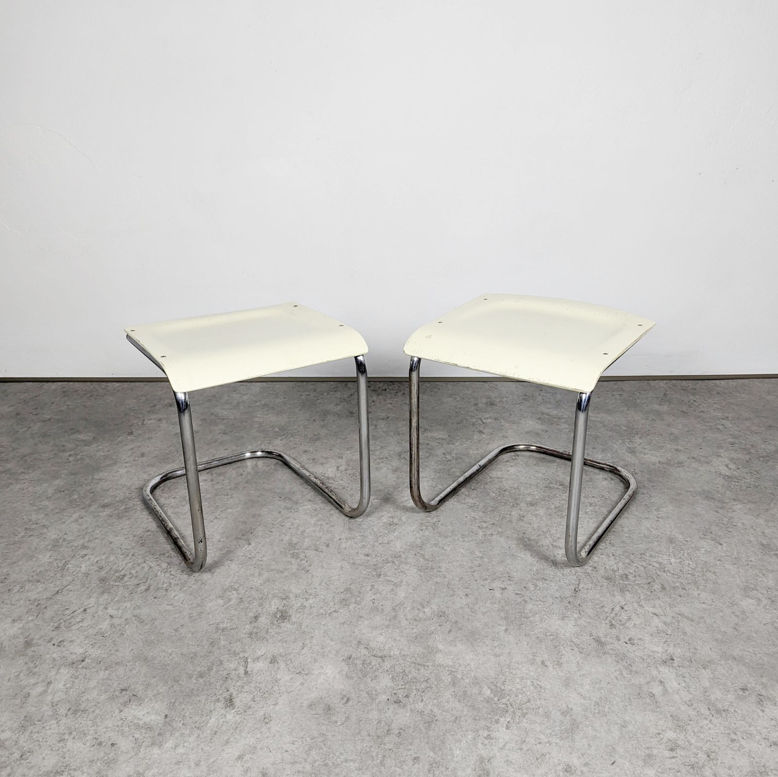 photo furniture Pair Of Cantilever Tubular Steel Bauhaus Stools By Mart Stam