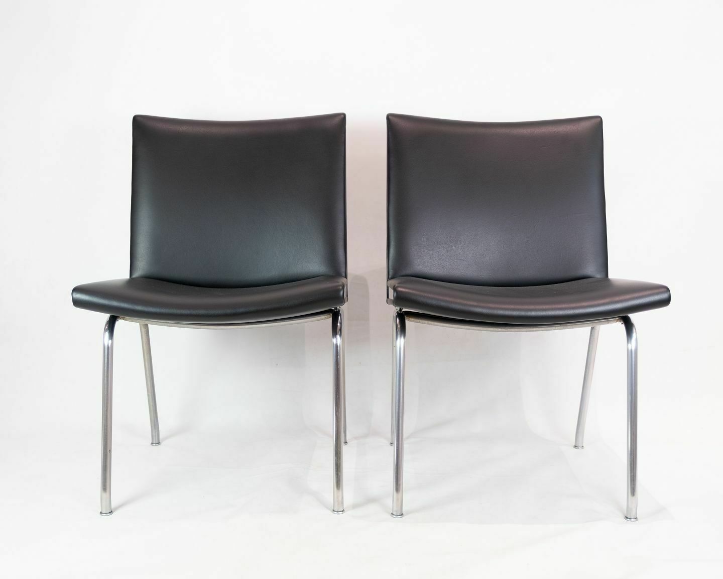 Kastrup Chair Model Ch401 In Black Leather By Hans J. Wegner For Carl Hansen & Søn From 1990s
