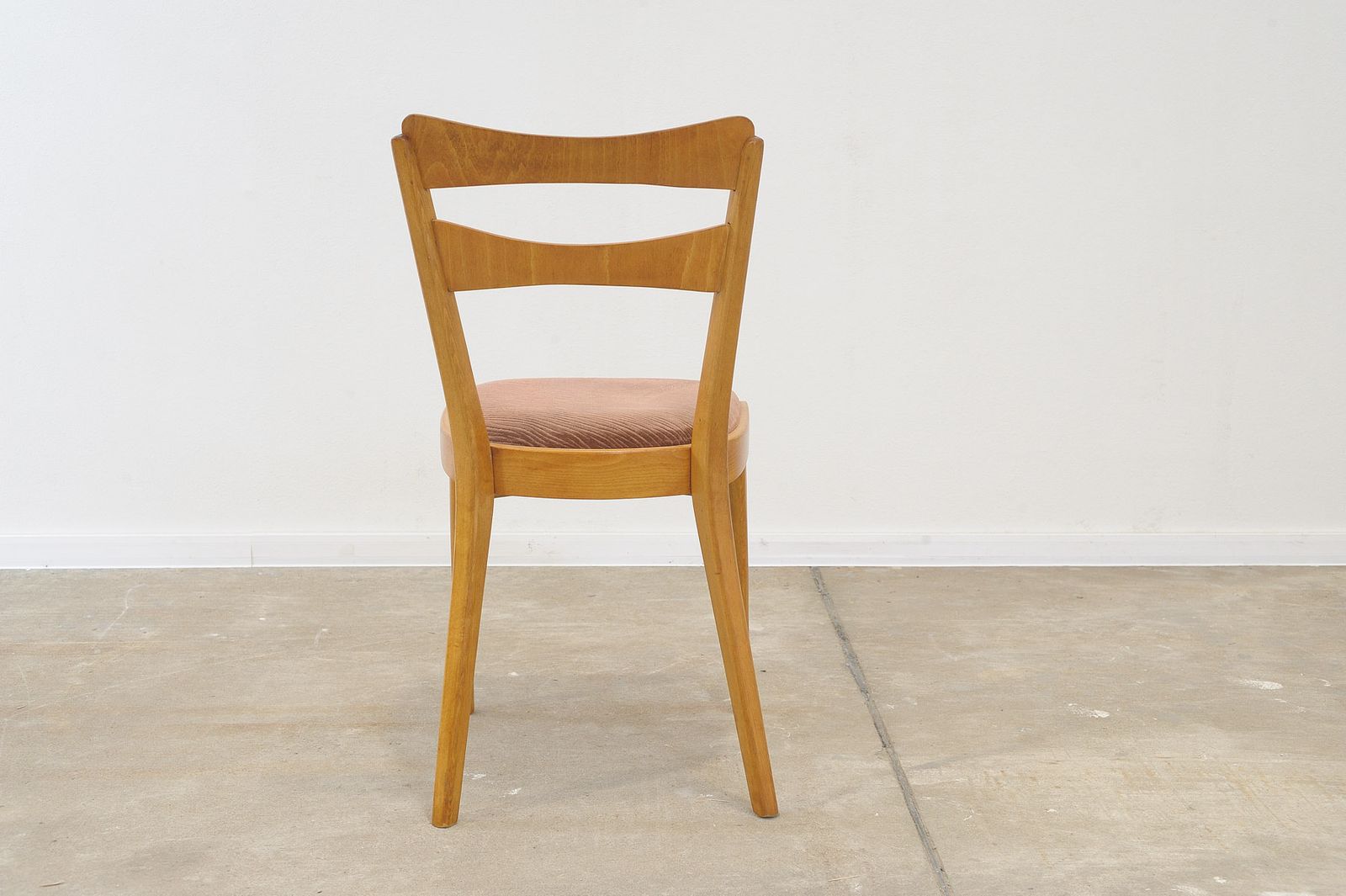photo vintage Mid Century Dining Chairs By Tatra Nabytok, Set Of 4