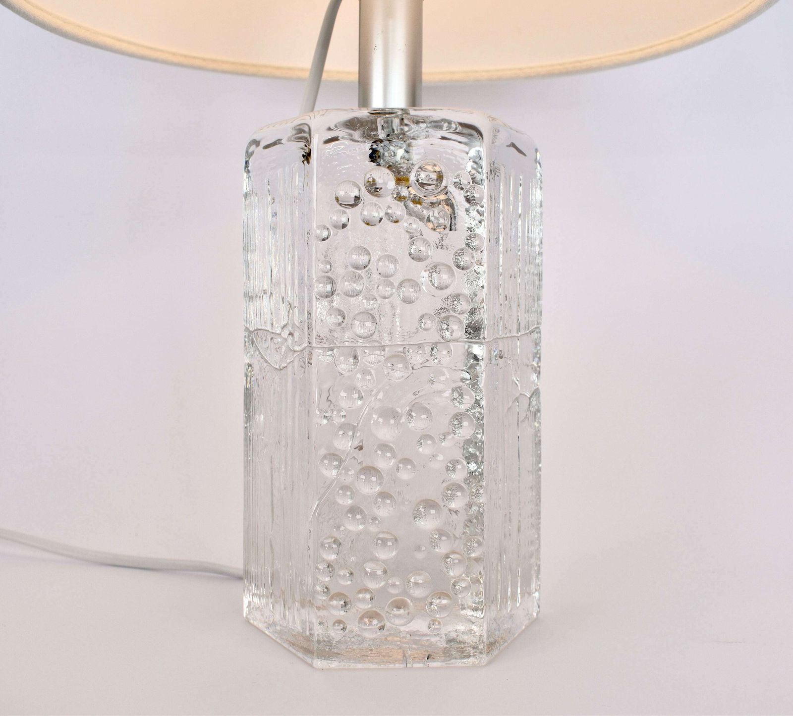 Mid Century Solid Crystal Structured Table Lamp By Willem Heesen For Royal Leerdam | Accent Light Ice Glass | Modernist Modern Vintage photo 747.0