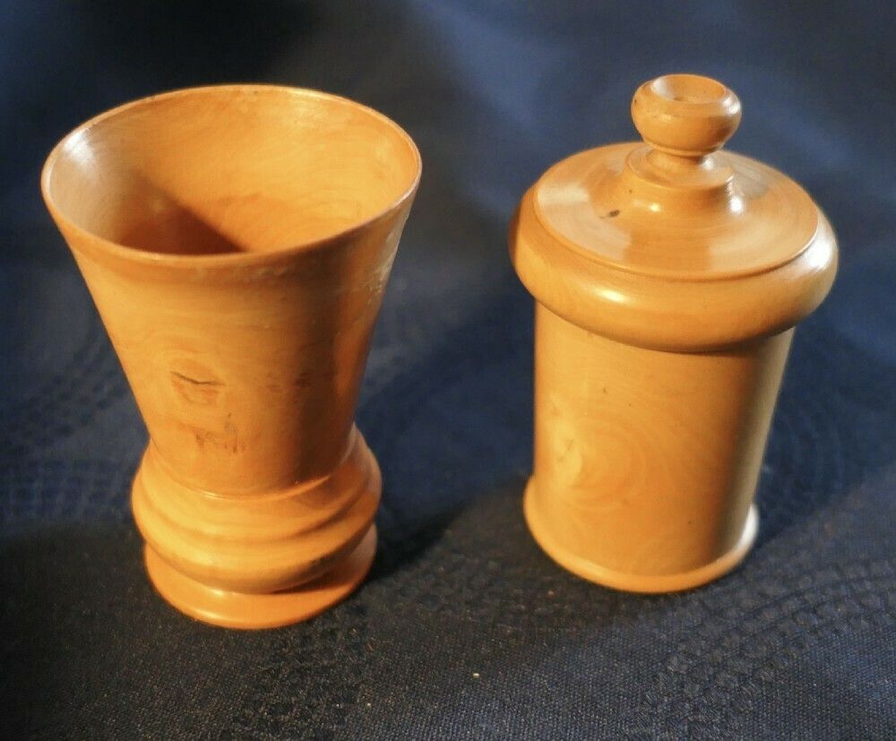 19th Century Treen Measure And Thread Dispenser In Sycamore photo furniture