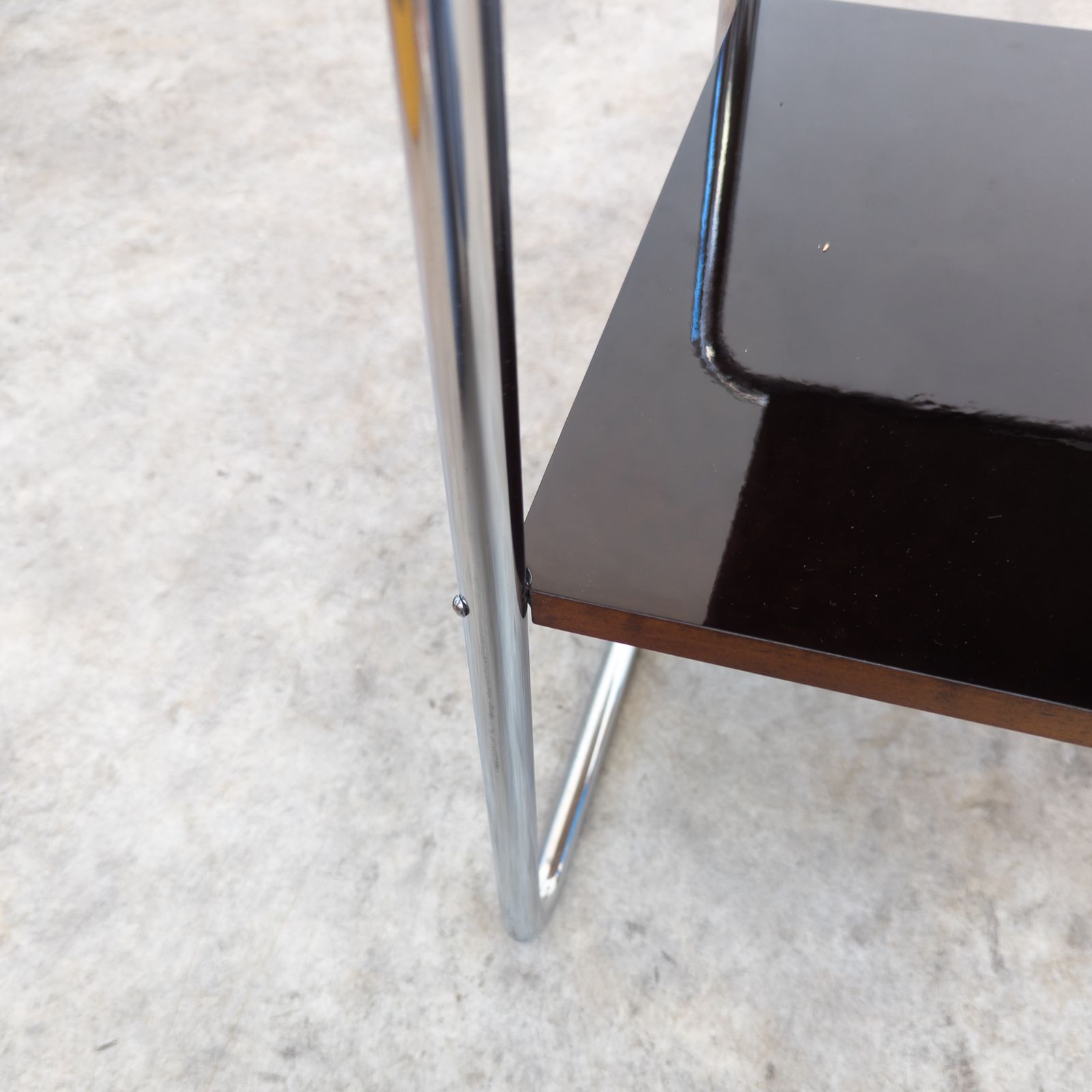 photo vintage Rare Bauhaus Tubular Steel Side Table By Marcel Breuer