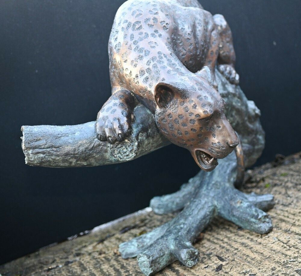 Large Bronze Panther Statue Garden Cat Sculpture photo vinterior
