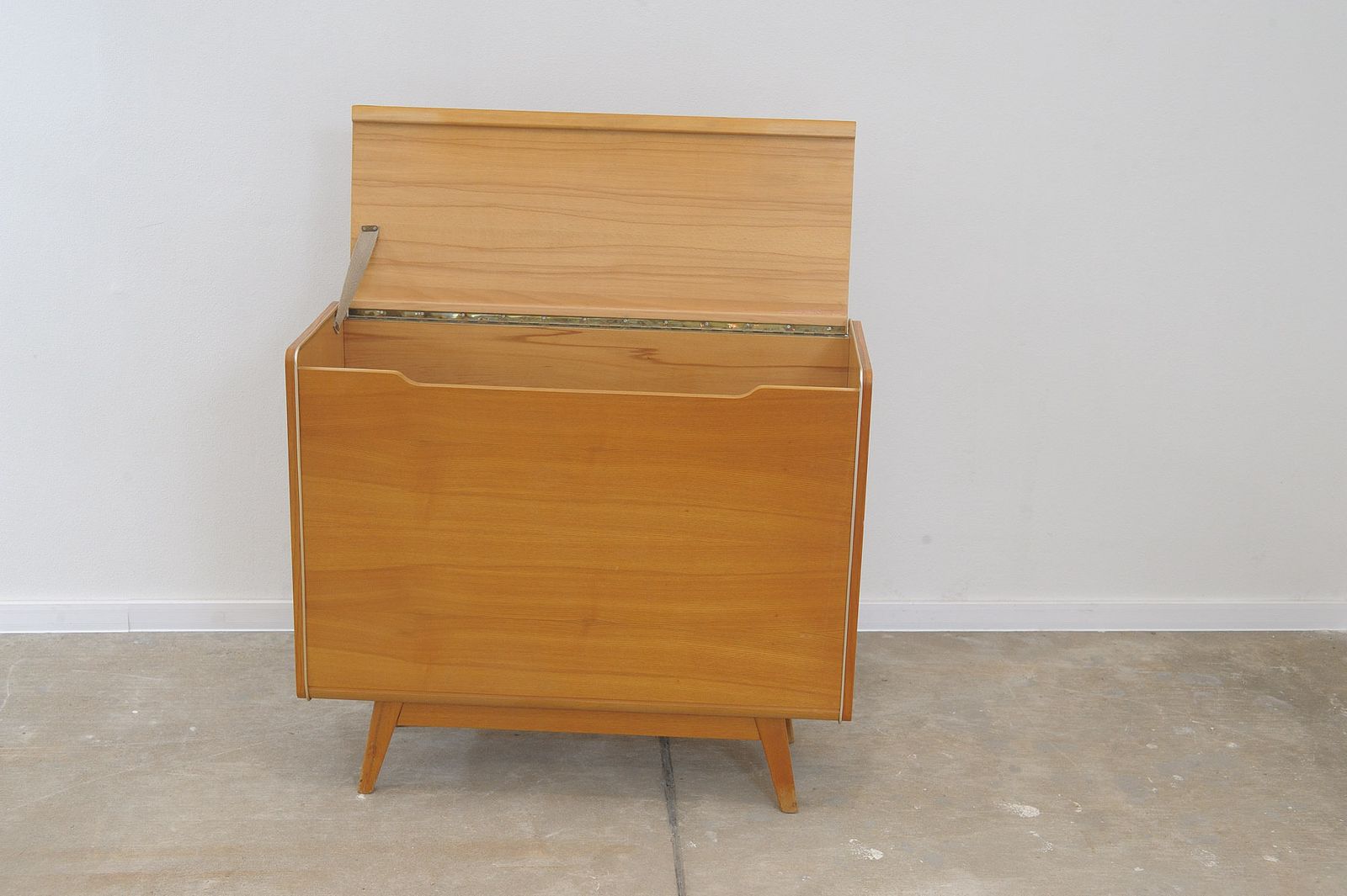 Mid Century Dresser By Nepožitek & Landsman For Jitona, 1970´S photo vintage