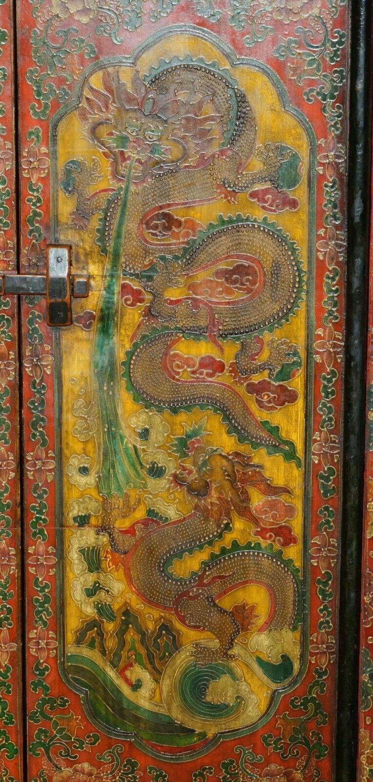 photo vinterior Full Sized Vintage Chinese Red Dragons Painted Pagoda Top Wardrobe With Drawers
