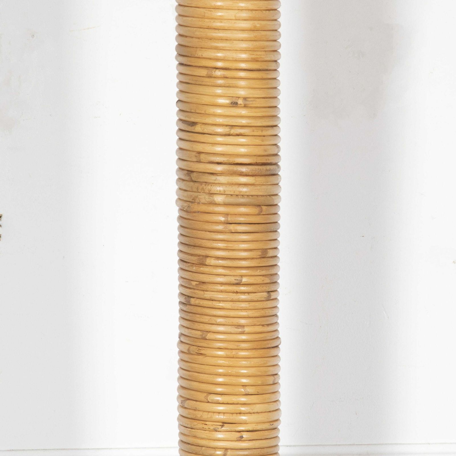 Contemporary Modern Bamboo Floor Lamp photo vinterior