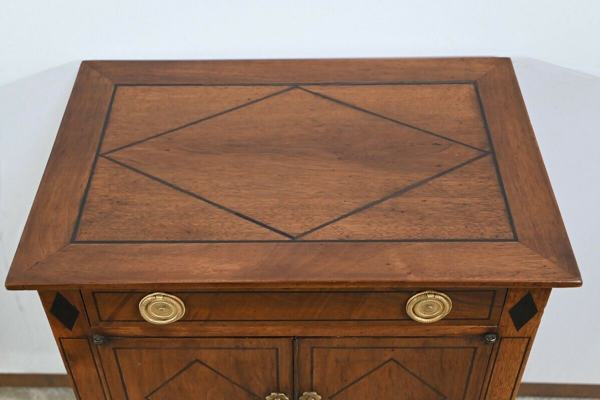 Small Living Room Furniture In Walnut, Transition Louis XVI / Directoire Style   1st Part XIX photo 2869.58