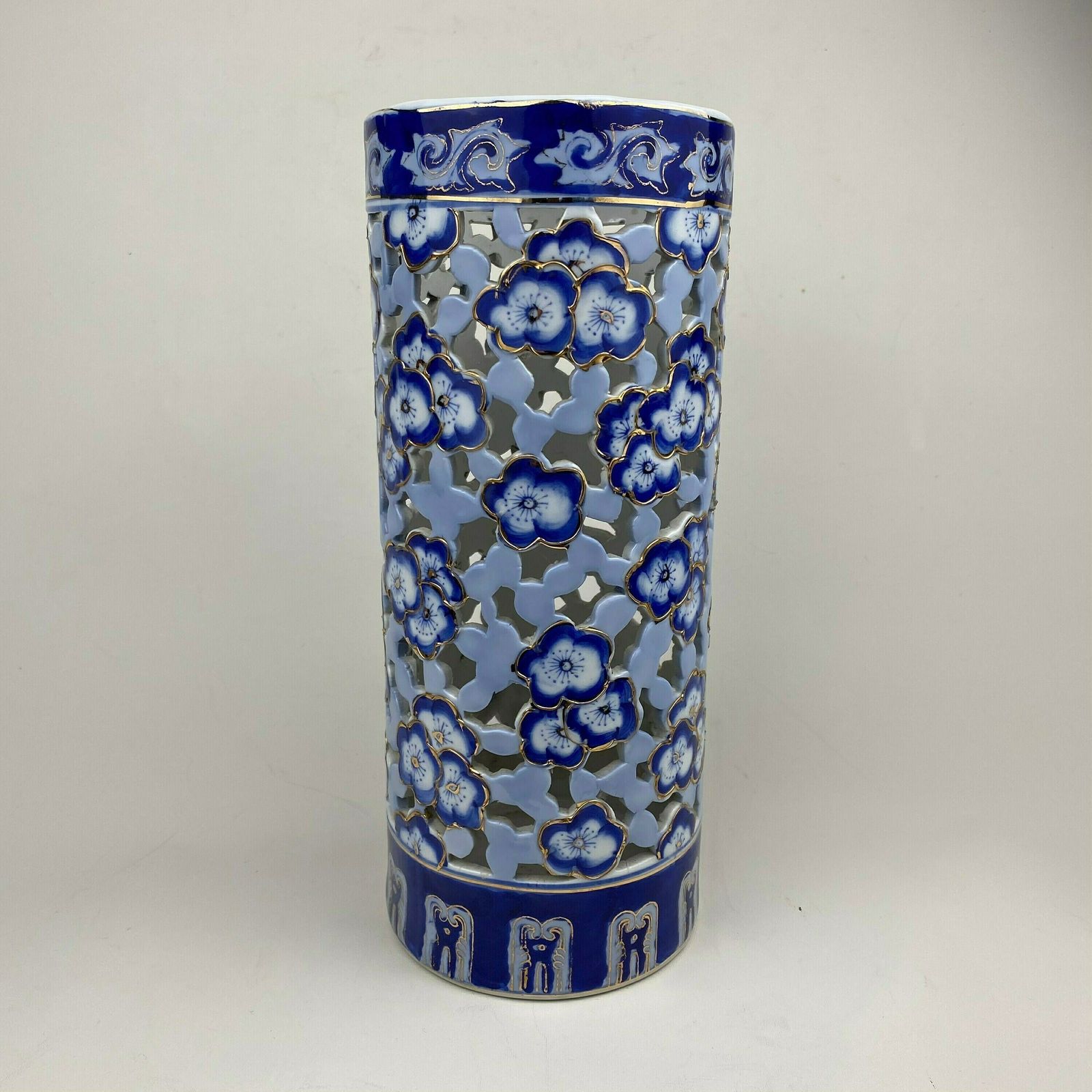 Oriental Ceramic Pot Blue Gold Antique Chinese Pattern Cylinder Vase Prunus Pattern Asian Decor China Asia Planter photo furniture