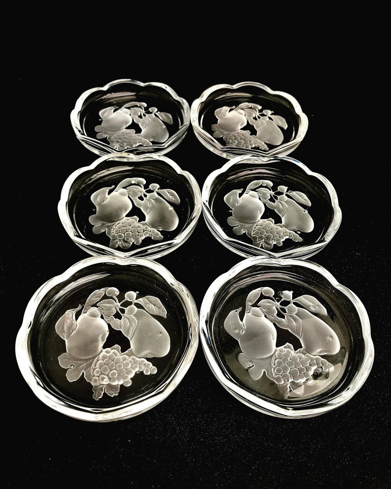 Set Of 6 Crystal Coasters From Val Saint Lambert Made In Belgium, Intaglio Crystal Fruits Crystal Cut, Crystal Relief, Bar Accessories