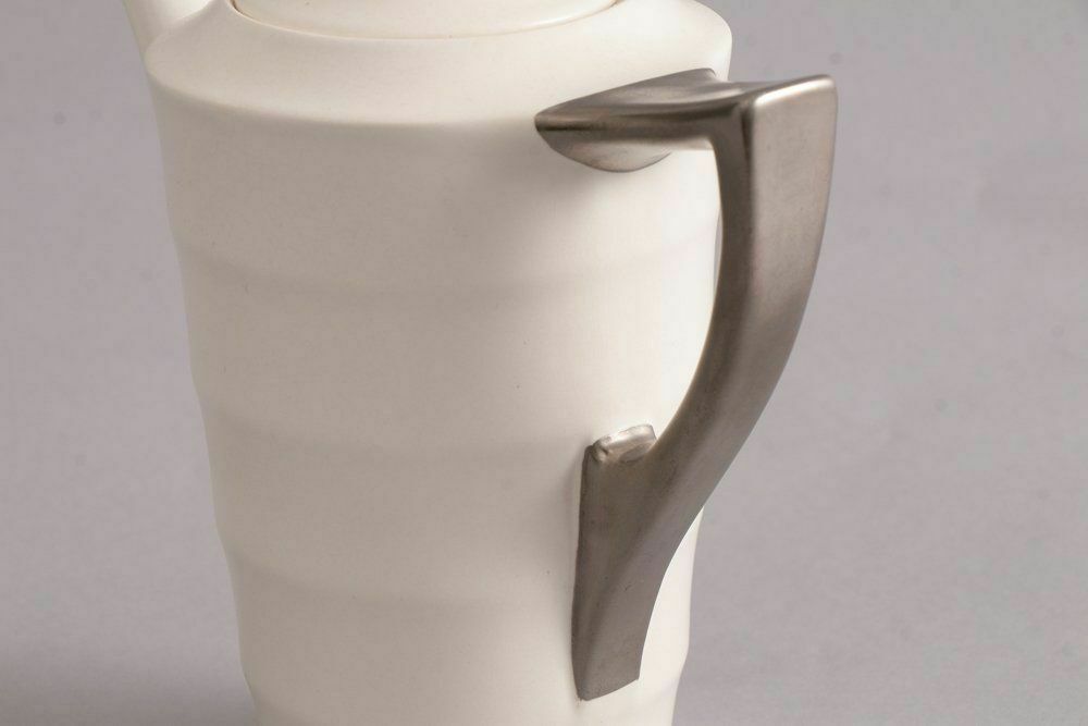 photo vinterior British Art Deco Keith Murray For Wedgwood 'Moonstone' Coffee Service With Silvered Handles