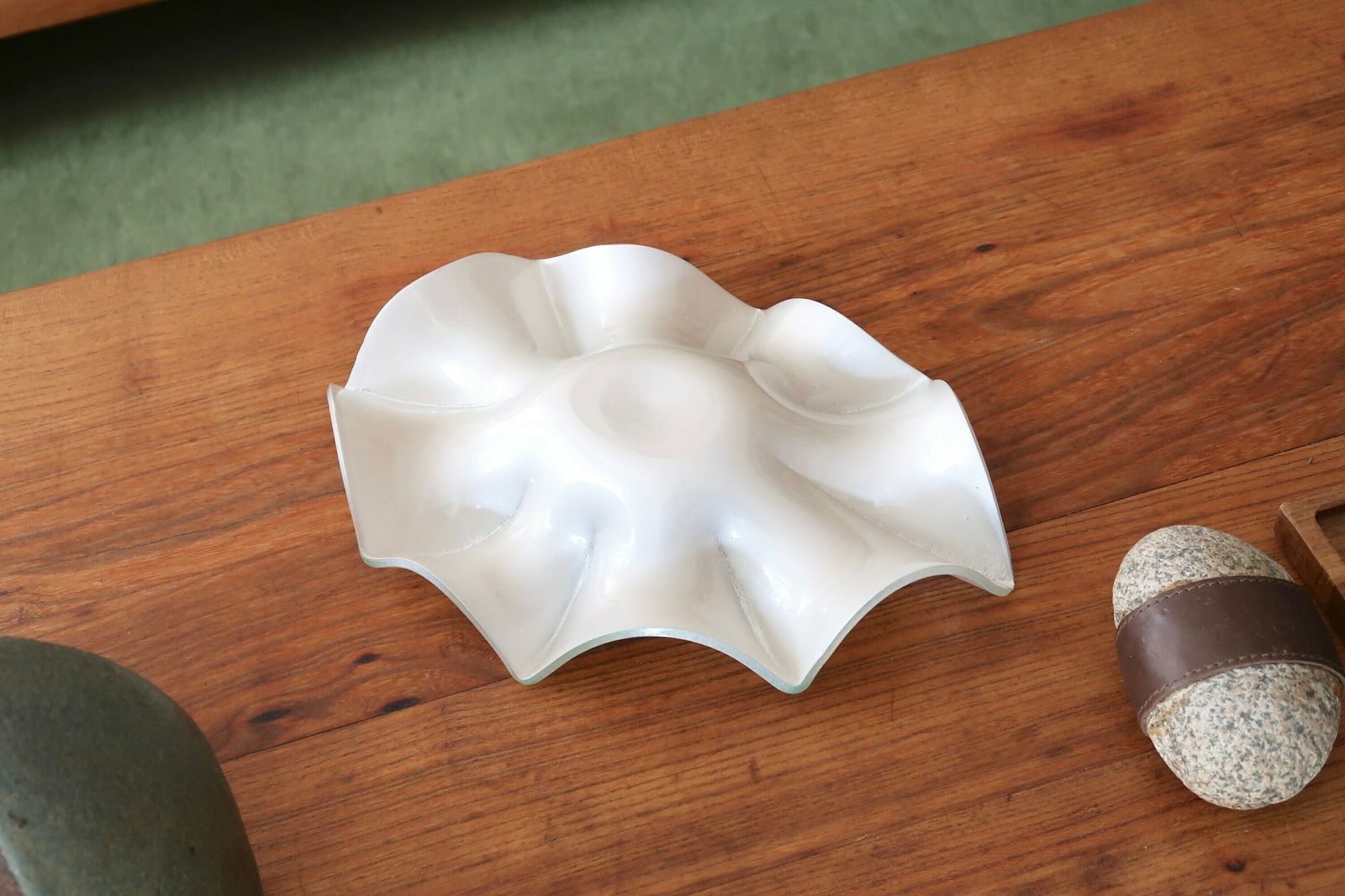 Coupe en verre française signée Pierre Cardin, années 1970 / Coquille, sculpture, vide-poche, art photo vinterior