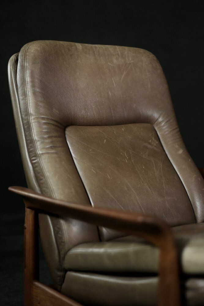 Mid Century Danish Modern Fauteuil Met Teakhouten Frame En Bruinleren Rugleuning, Jaren 1960 photo furniture